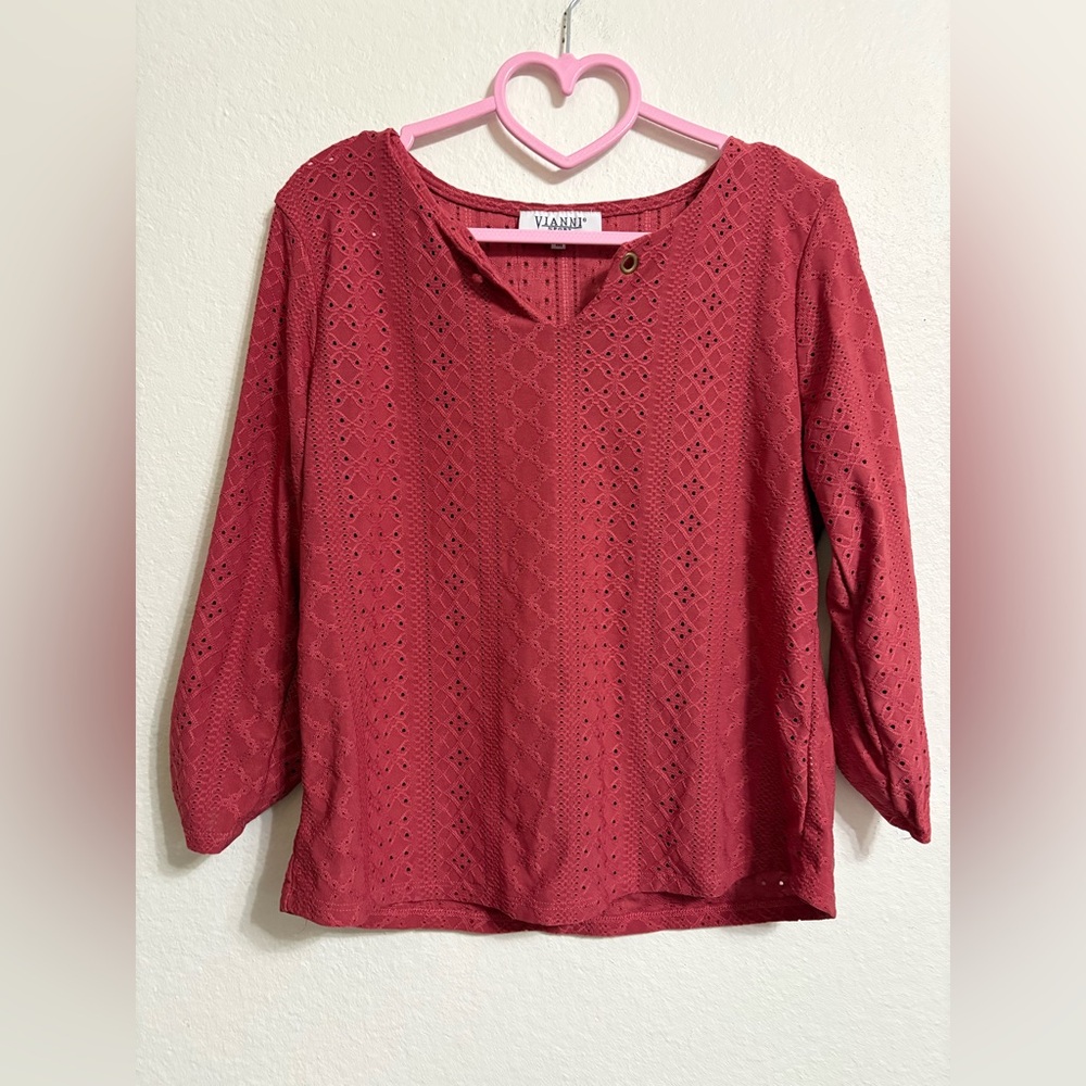 ❤️VANNI Red Lace Blouse❤️